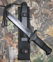 Боевой нож KM 2000