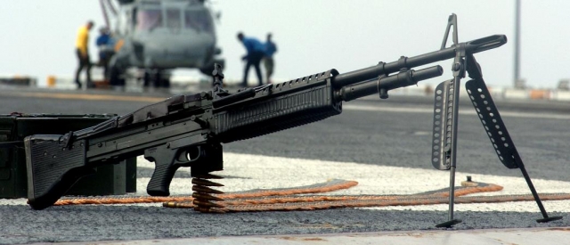 Пулемет M60 в роли ручного пулемета
