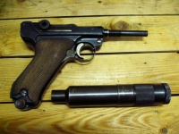 Пистолет P-08 Luger с глушителем