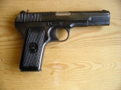 Пистолет ТТ довоенного выпуска, вид справа