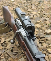 Вид на прицел ПУ на винтовке Мосина